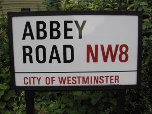 Street_sign_for_Abbey_Road,_in_Westminster,_London,_England_IMG_1461